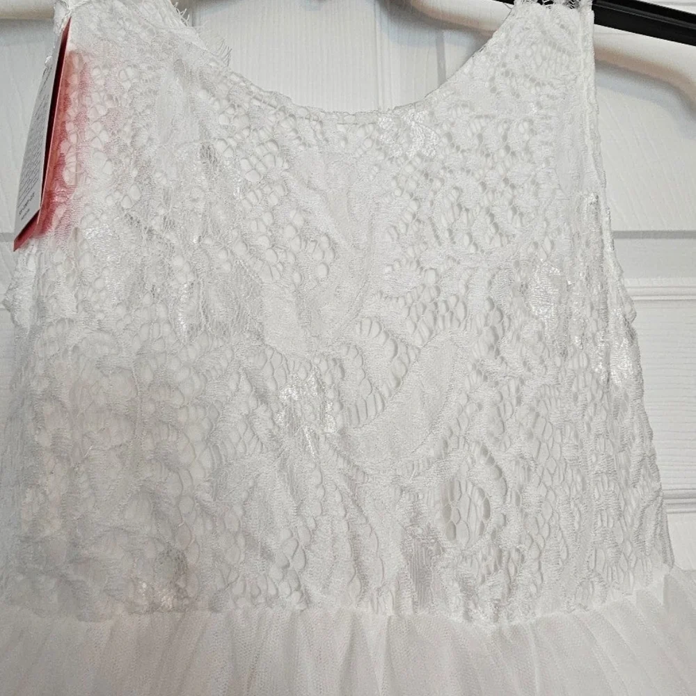 David's Bridal White Lace Formal Kids Dress - Picture 3 of 8